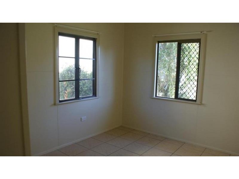 19 Peak Downs Highway, Ooralea QLD 4740