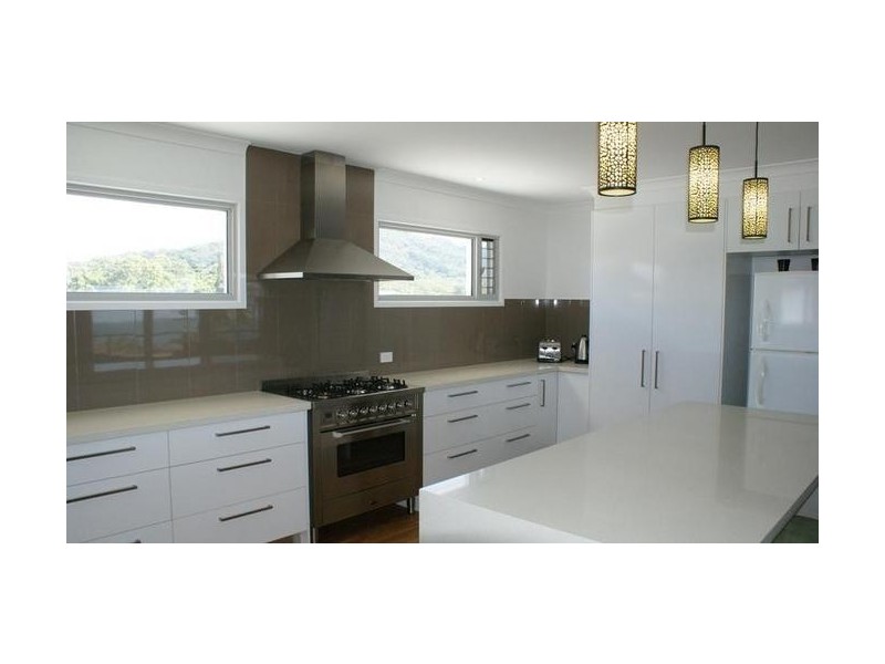 70 The Esplanade, Grasstree Beach QLD 4740