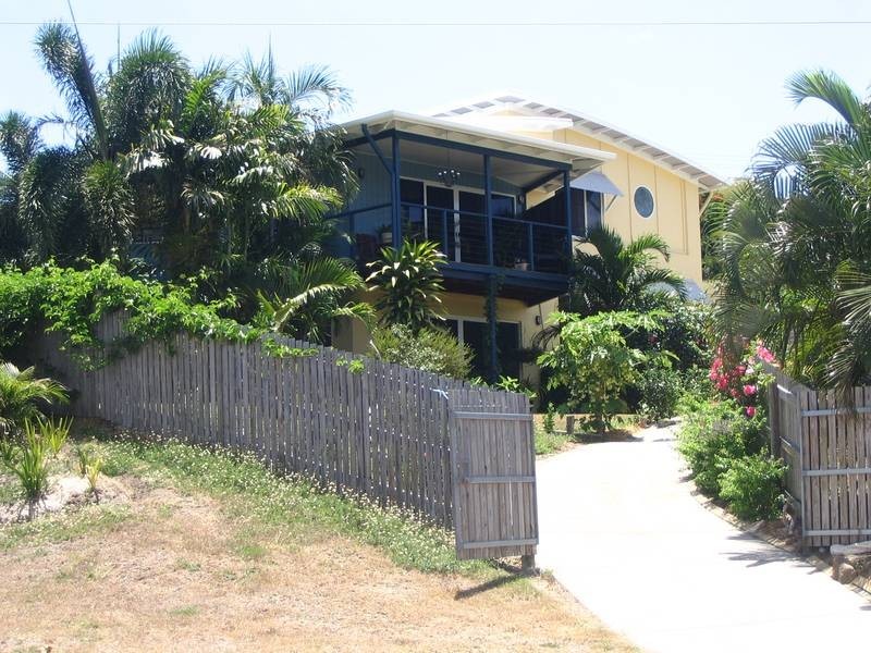 1 Captain Blackwood Drive, Sarina Beach QLD 4737