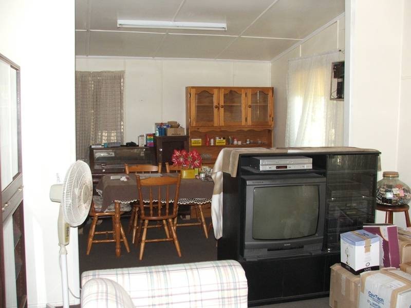 103 Broad Street, Sarina QLD 4737