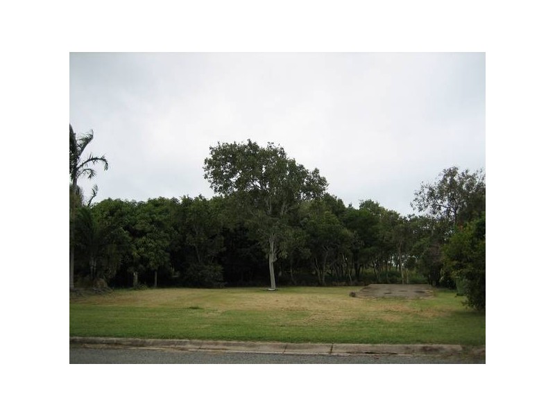 12 Silver Street, Grasstree Beach QLD 4740