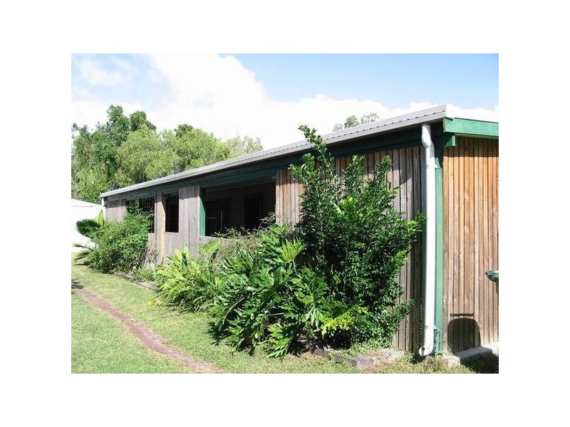 5 Deguara Avenue, Armstrong Beach QLD 4737