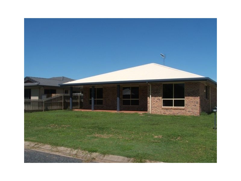 20 Swan Street, Armstrong Beach QLD 4737