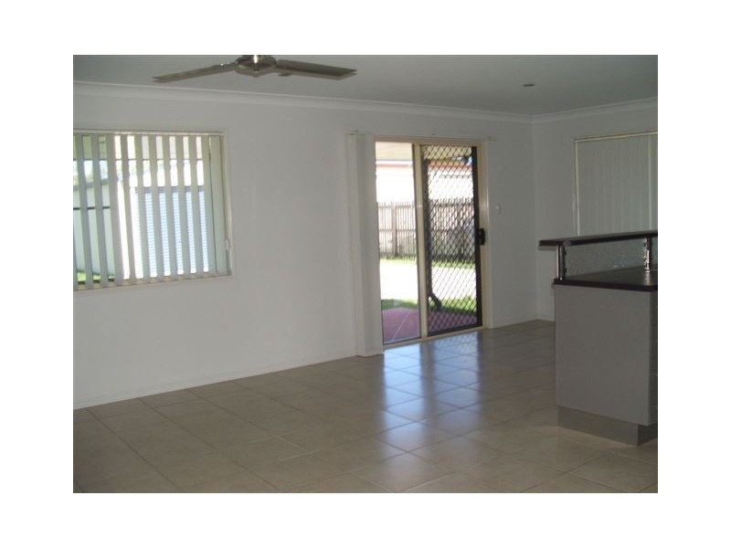 20 Swan Street, Armstrong Beach QLD 4737