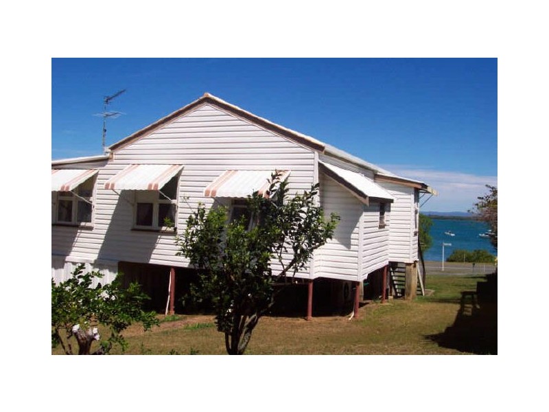 6 W.E. Owen Crescent, Sarina Beach QLD 4737