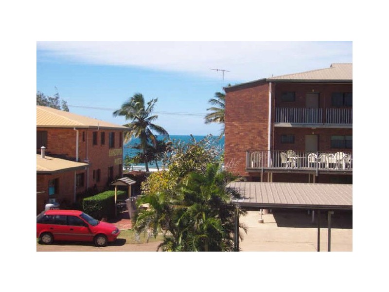 6 W.E. Owen Crescent, Sarina Beach QLD 4737