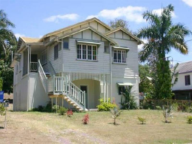 5 William Street, Sarina QLD 4737