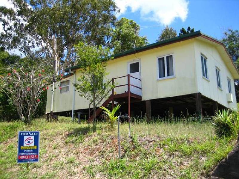 22 Hill Street, Sarina QLD 4737