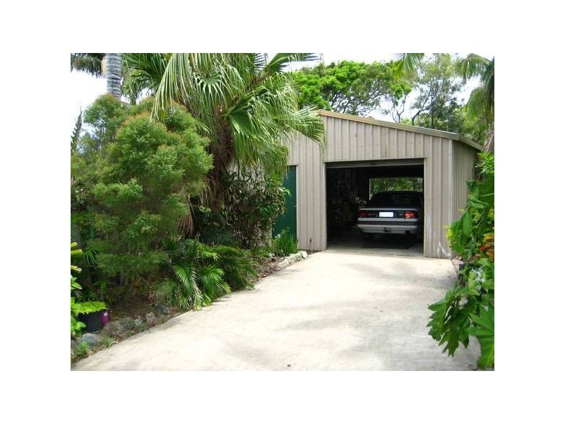 11 Hillside Drive, Grasstree Beach QLD 4740