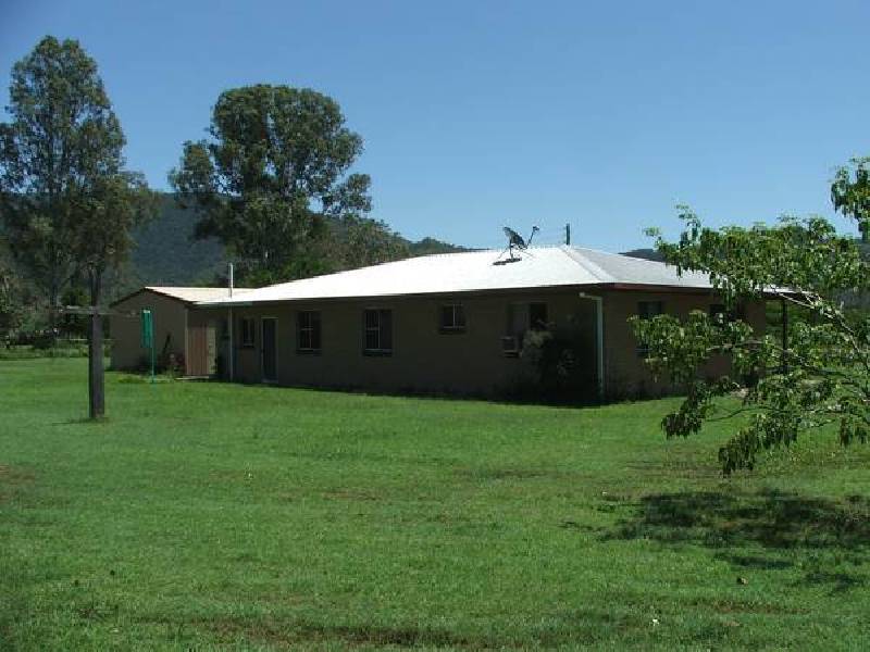 99 Johnsons Road, Koumala QLD 4738