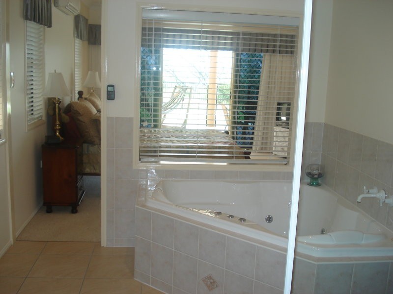 105 Rasmussen Avenue, Salonika Beach QLD 4740