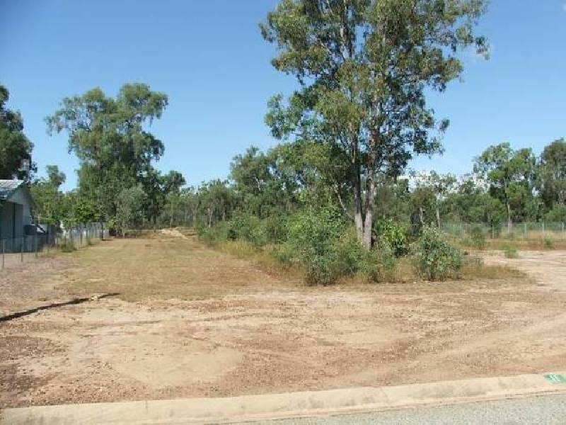 11 Standish Street, St Lawrence QLD 4707