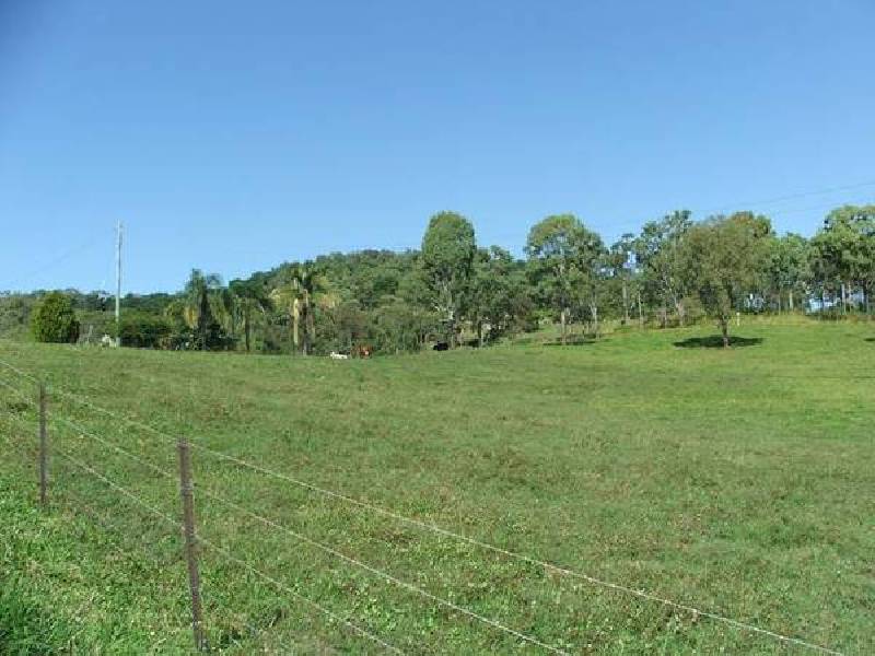 396 Sarina Beach Road, Sarina QLD 4737