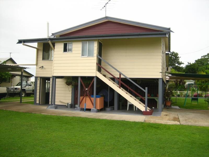 6 Langdon Street, Sarina QLD 4737
