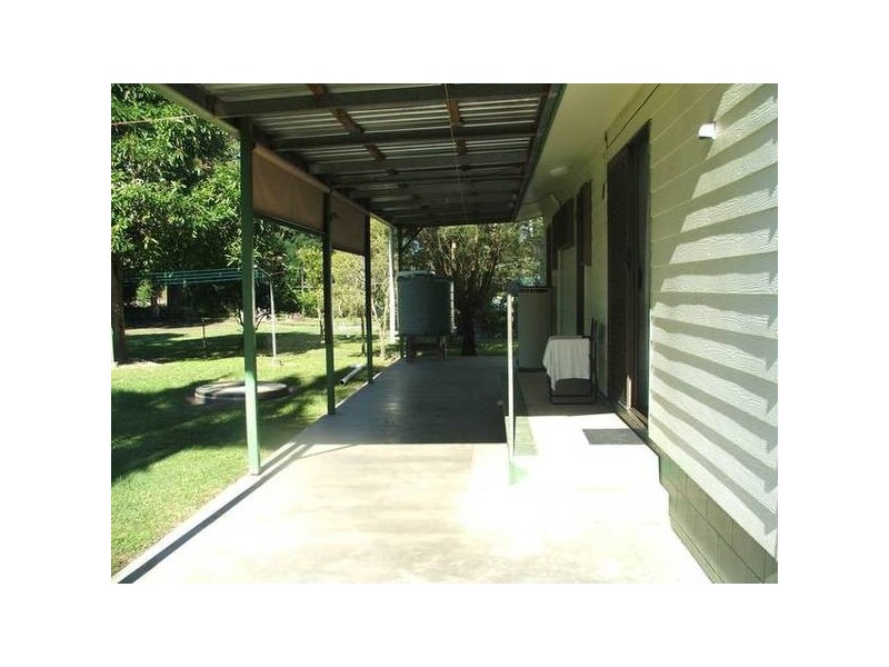 6 Lowther Street, Eton QLD 4741