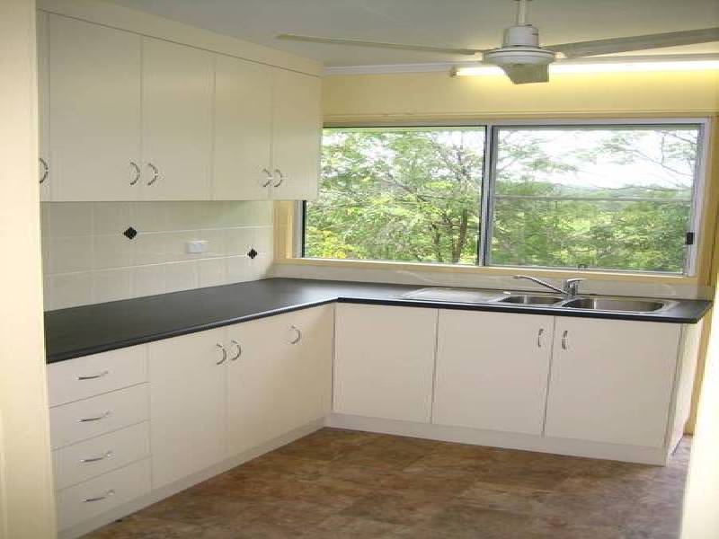 1 Penfold Street, Sarina QLD 4737