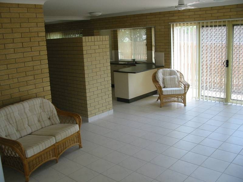 5/43 Owen Jenkins Drive, Sarina Beach QLD 4737