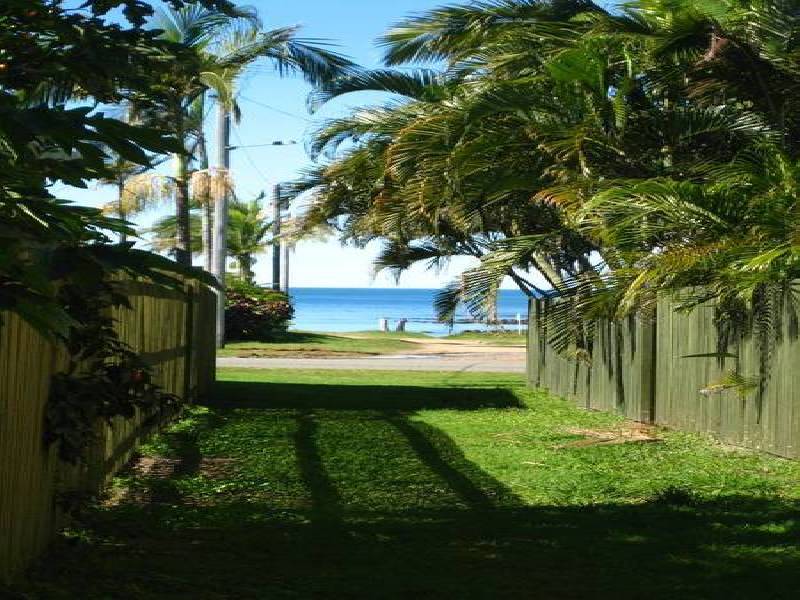 Hellwege Street, Hay Point QLD 4740