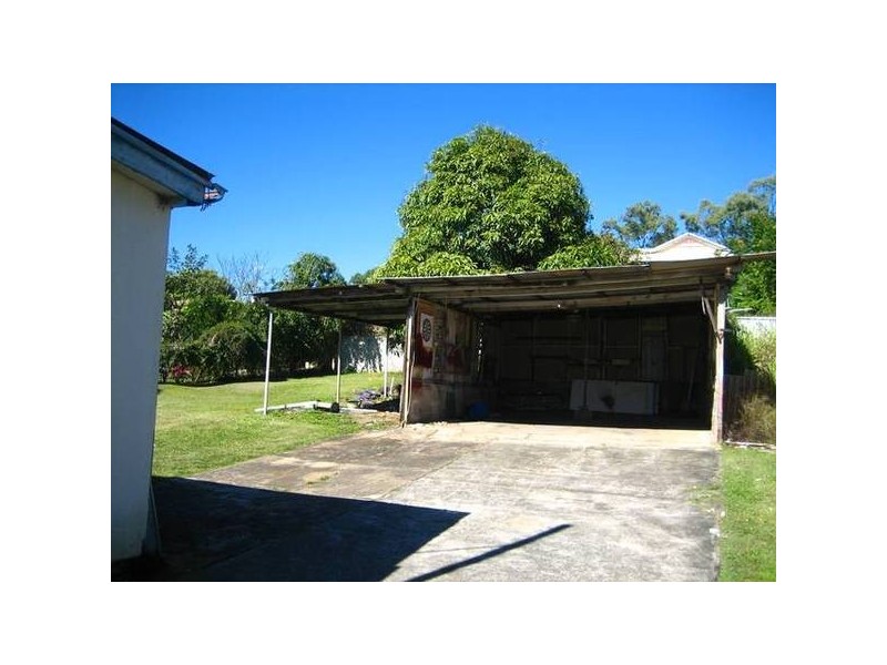 Langdon St, Sarina QLD 4737