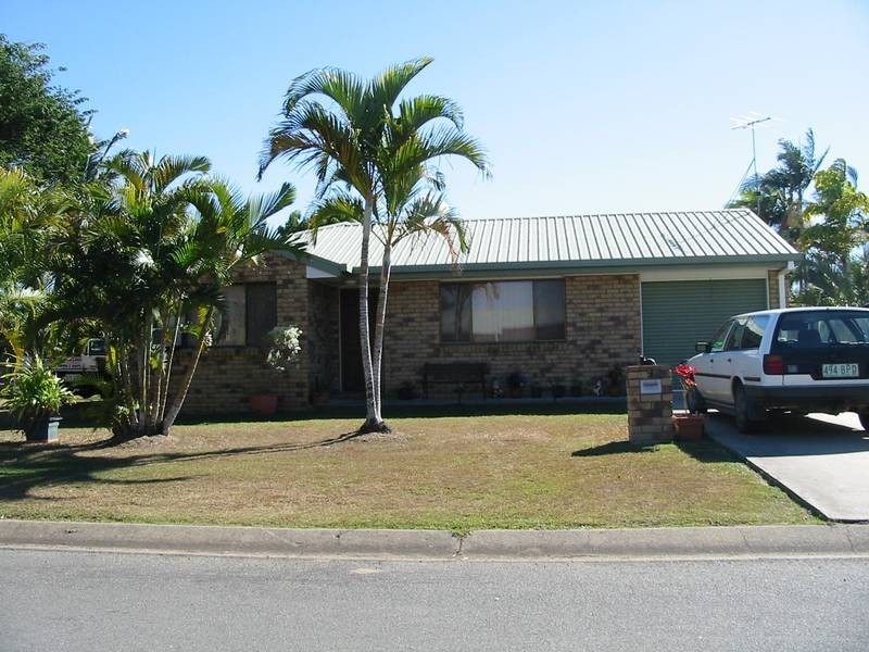 9 Freemont Avenue, Sarina QLD 4737