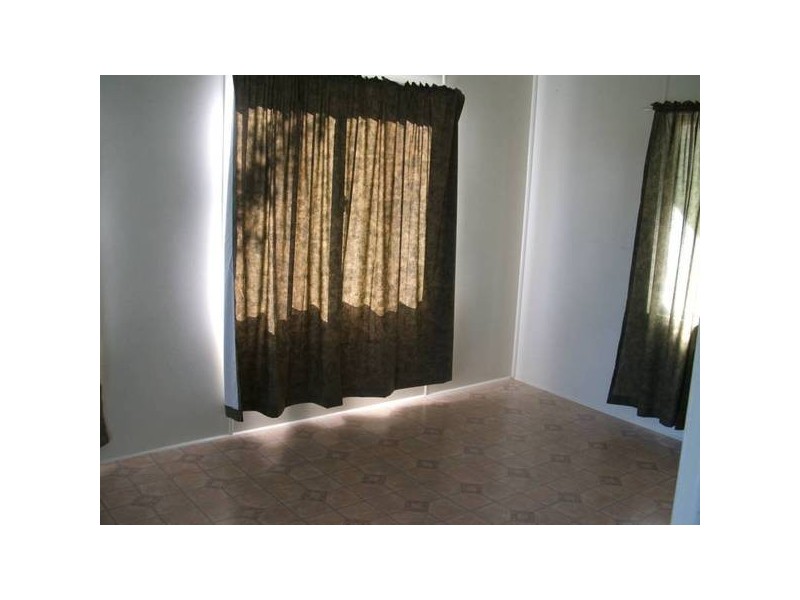 36 Pratt Street, Koumala QLD 4738