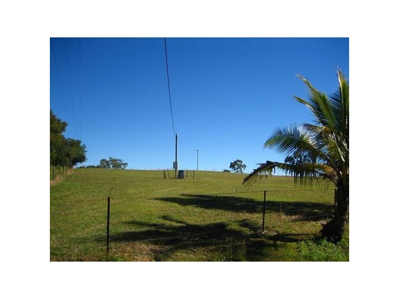 Sarina Beach Road, Sarina QLD 4737