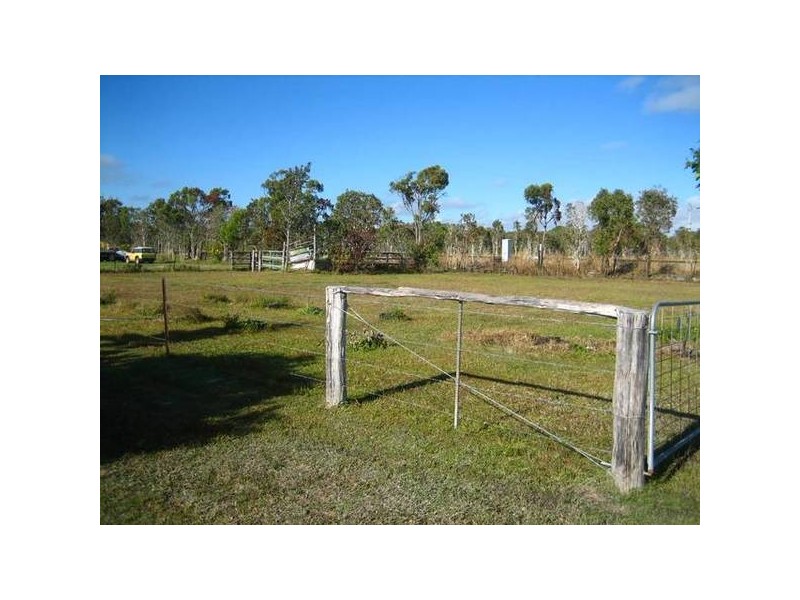 87347 Bruce Highway, Ilbilbie QLD 4738