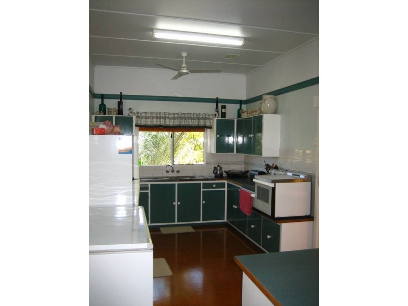 71 Grasstree Beach Road, Grasstree Beach QLD 4740