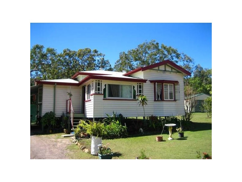 Maralyn Avenue, Grasstree Beach QLD 4740