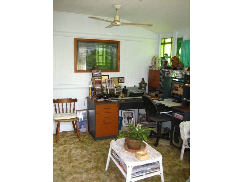 Maralyn Avenue, Grasstree Beach QLD 4740