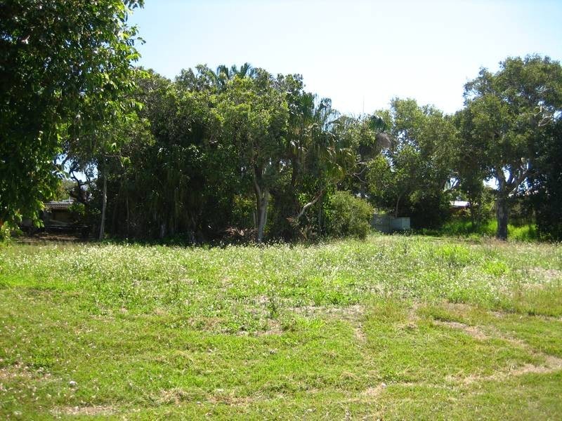 9 Silver Street, Grasstree Beach QLD 4740