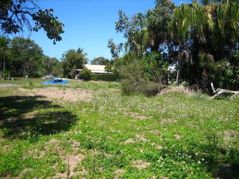 9 Silver Street, Grasstree Beach QLD 4740