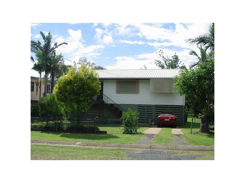 28 Peterson Street, Sarina QLD 4737
