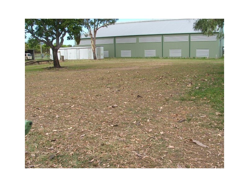 13 Quality Street, Carmila QLD 4739