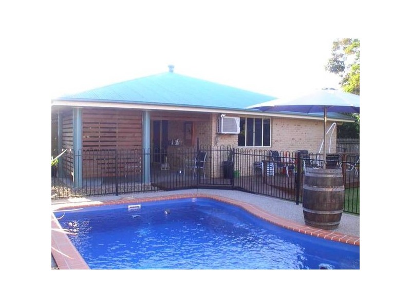 8 Dawson Street, Sarina QLD 4737