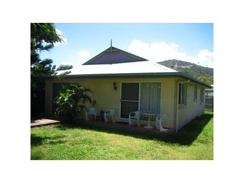 2/58 Zelma Street, Grasstree Beach QLD 4740