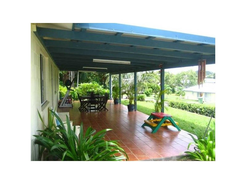 14 Hackett Court, Campwin Beach QLD 4737