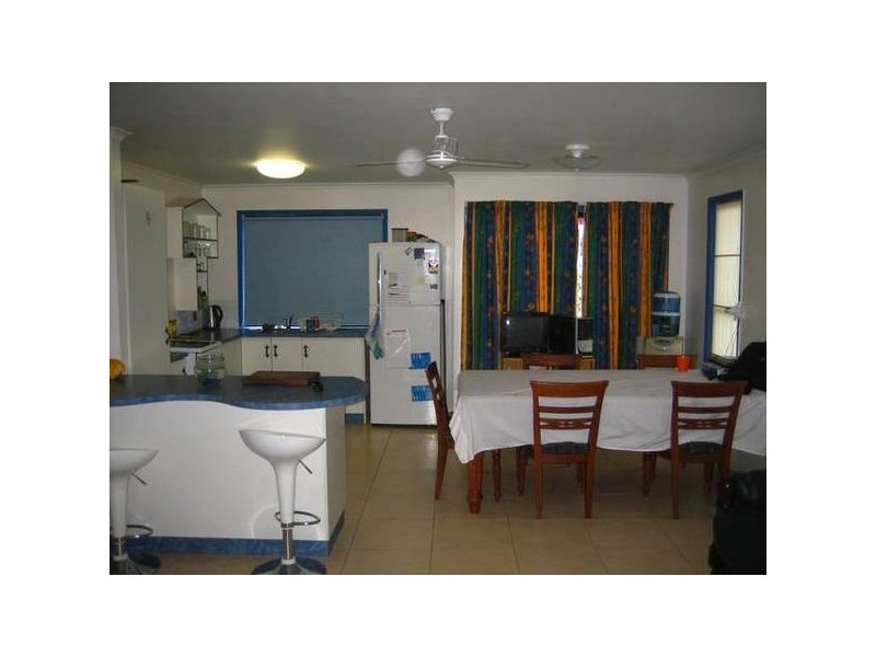 8 Gabrielle Street, Salonika Beach QLD 4740