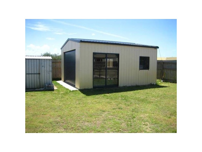 8 Gabrielle Street, Salonika Beach QLD 4740