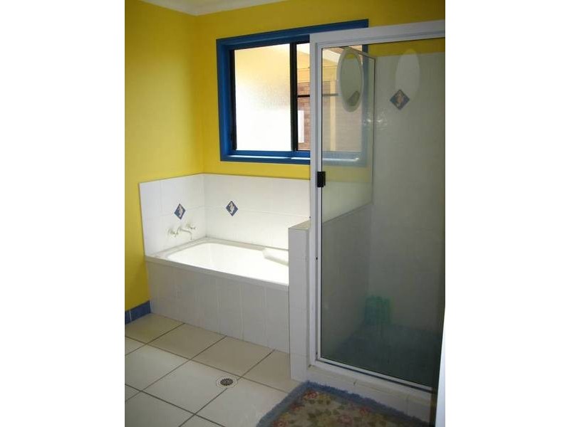 8 Gabrielle Street, Salonika Beach QLD 4740