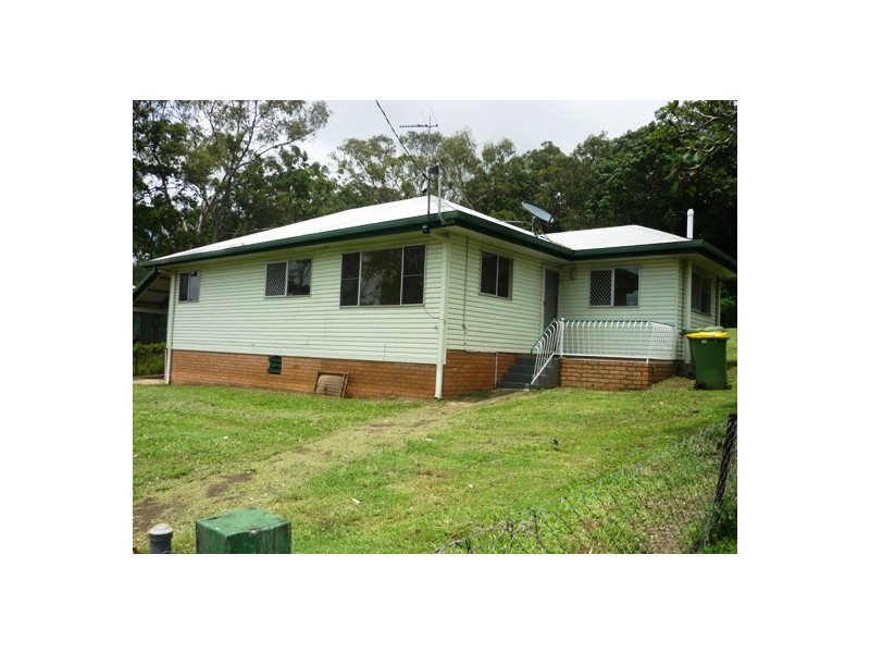 6 Hospital Street, Sarina QLD 4737
