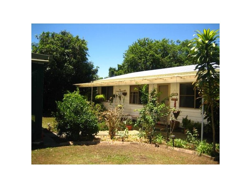 1 Keating Road, Armstrong Beach QLD 4737