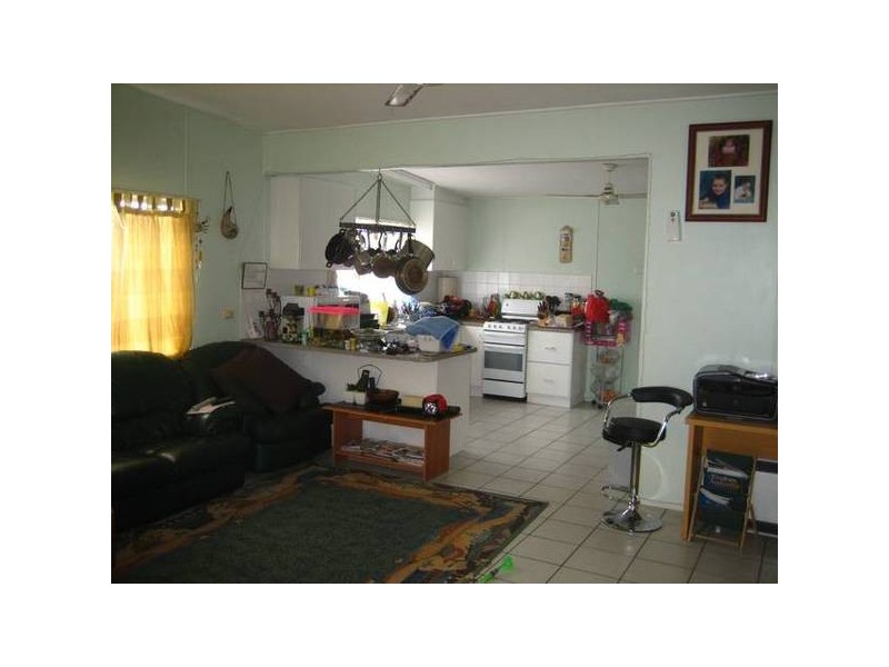 26 Hellwege Street, Hay Point QLD 4740
