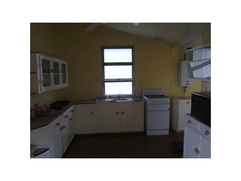 28 Mill Street, Sarina QLD 4737