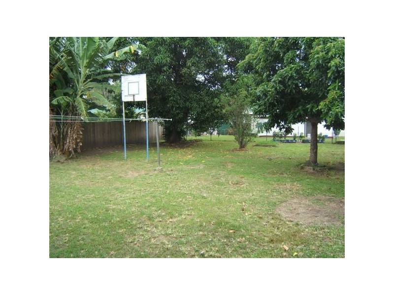 6 Matthews Street, Sarina QLD 4737