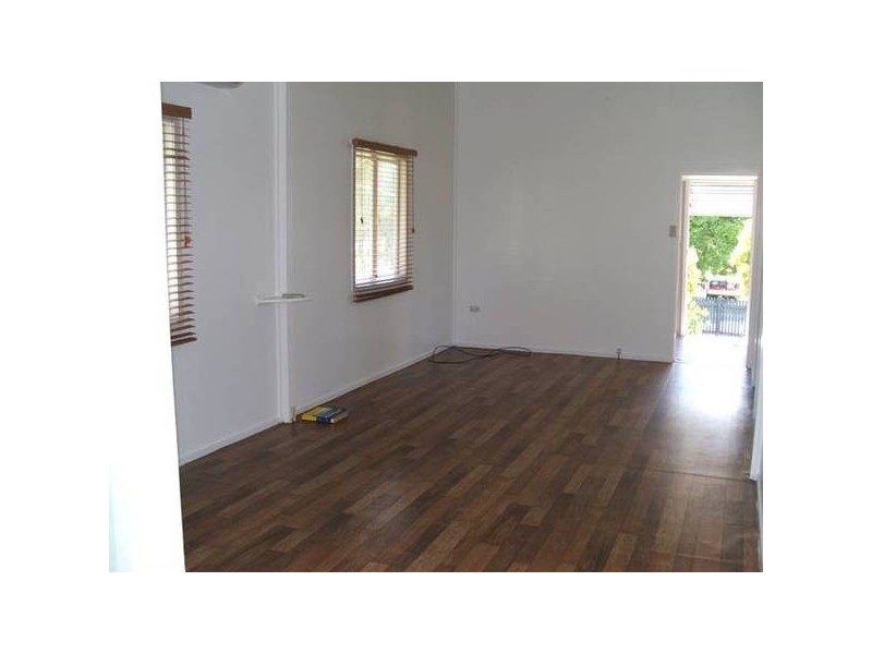 37 Mill Street, Sarina QLD 4737