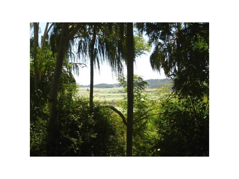 23 Lamberts Road, Sarina QLD 4737