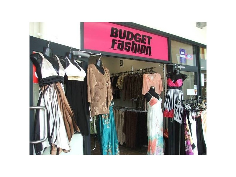 2/1 Broad Street, Sarina QLD 4737