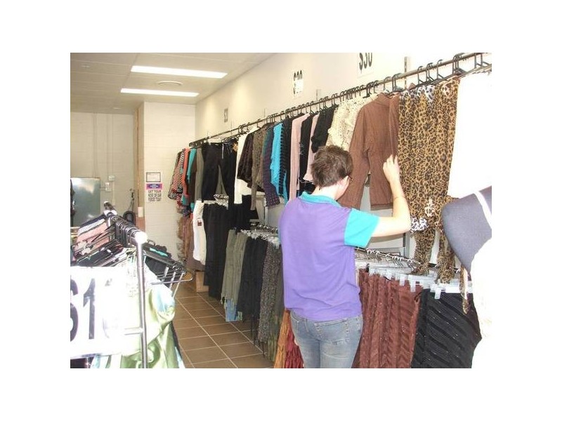 2/1 Broad Street, Sarina QLD 4737