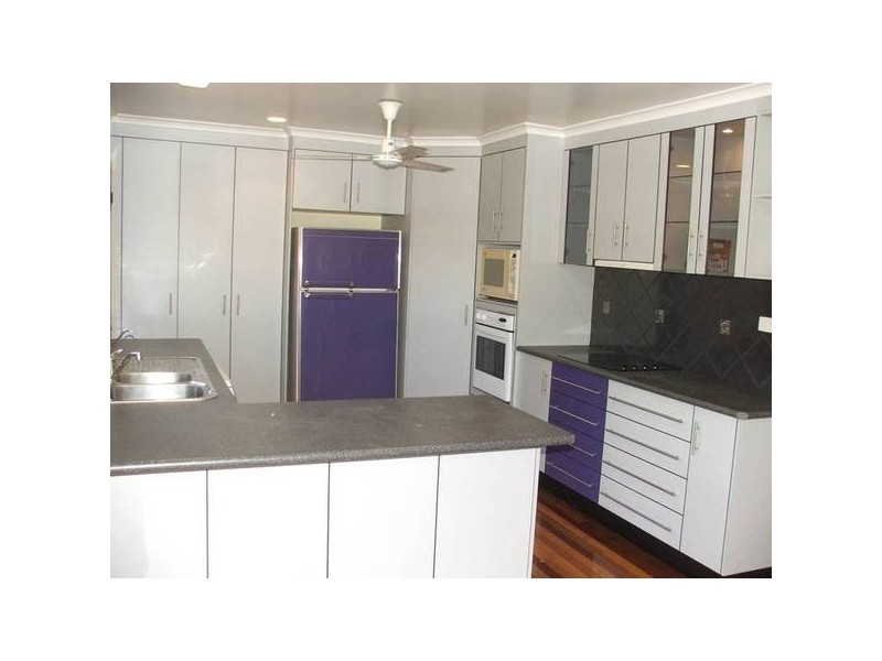 2 Petersen Street, Sarina QLD 4737